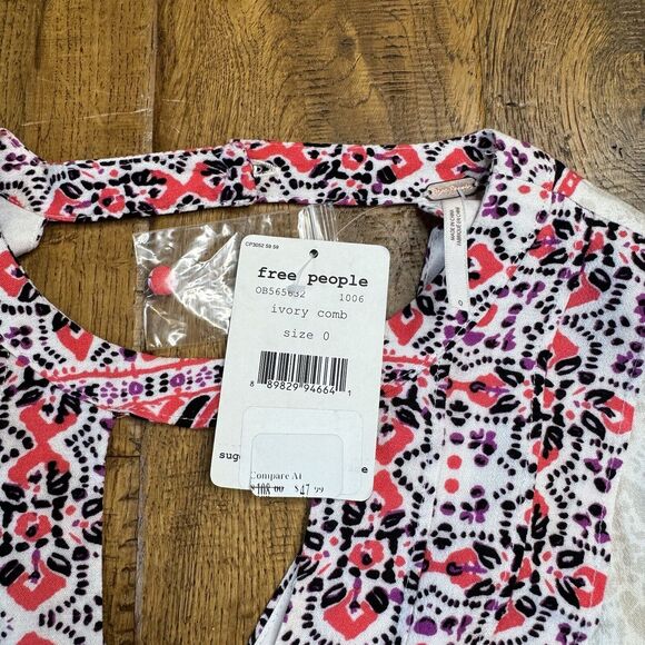 NWT Free People Tegan Border Print Bell Long Sleeve Tunic Mini Dress Sz 0 - Picture 2 of 6